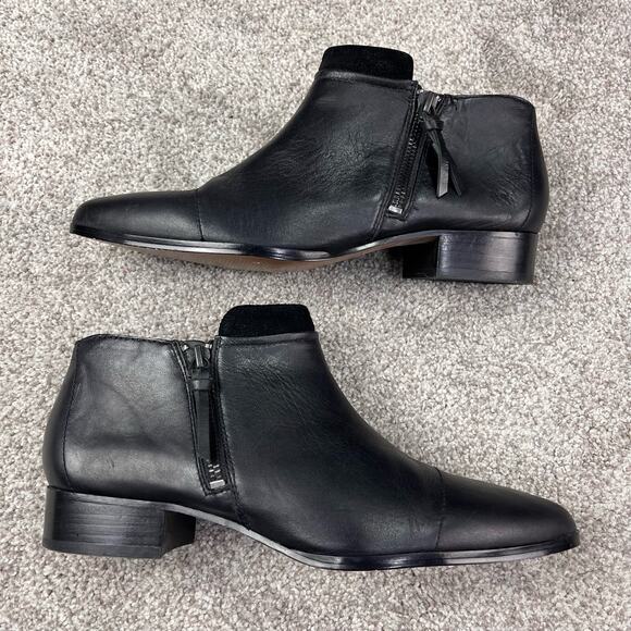 Black Leather Bettye Muller Booties size 7.5 - Picture 9 of 9